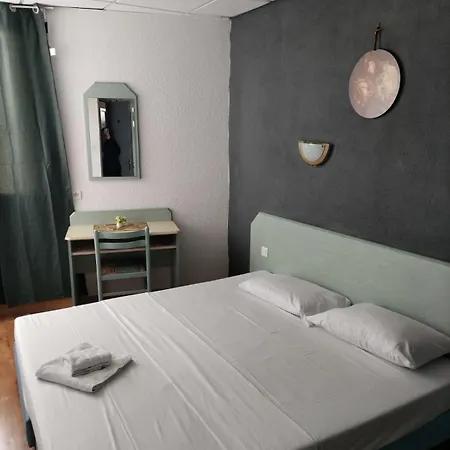 Hotel Saint Jean Baptiste 2*