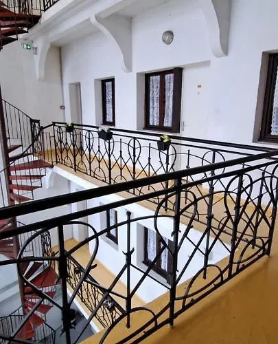 Saint Jean Baptiste Hotell