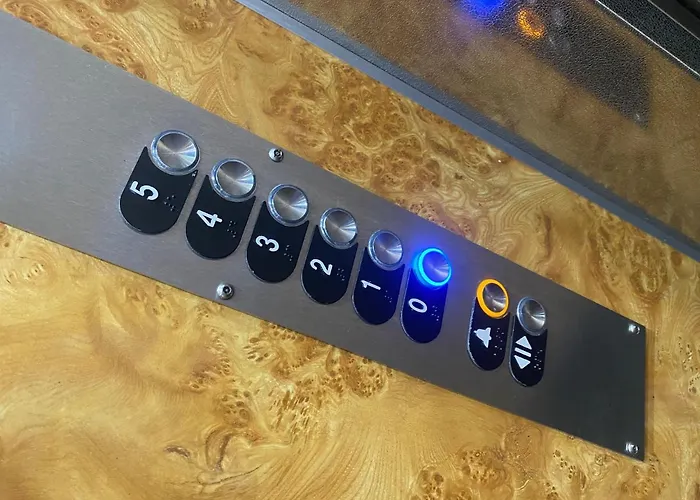 Saint Jean Baptiste Hotel 2*