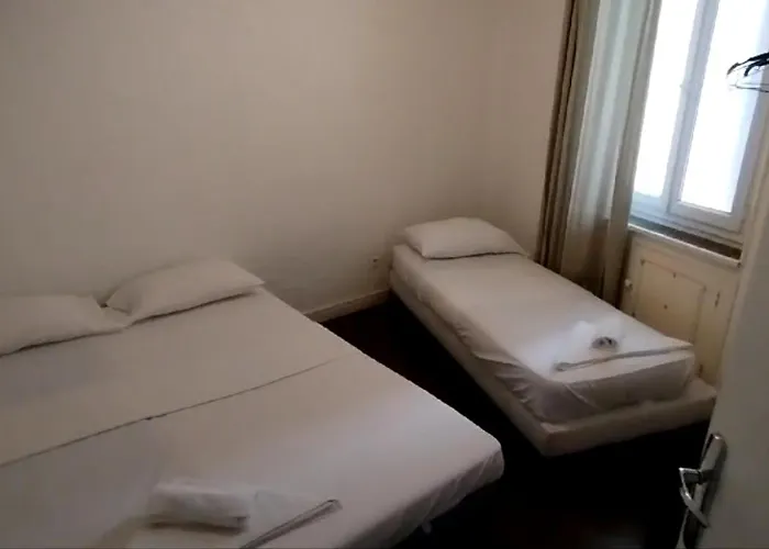 Saint Jean Baptiste Hotell 2*