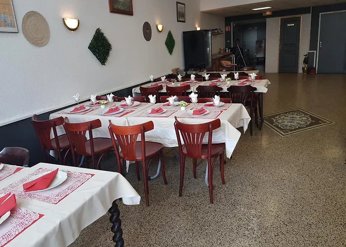 Hotell Saint Jean Baptiste 2*