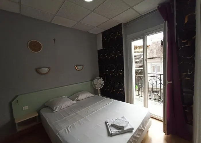 Saint Jean Baptiste Hotell 2*