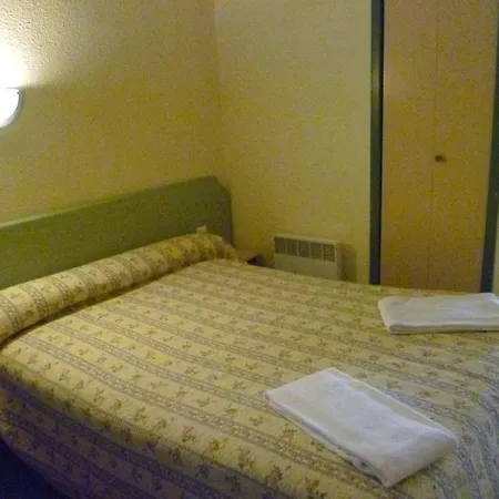 Saint Jean Baptiste 호텔 2*