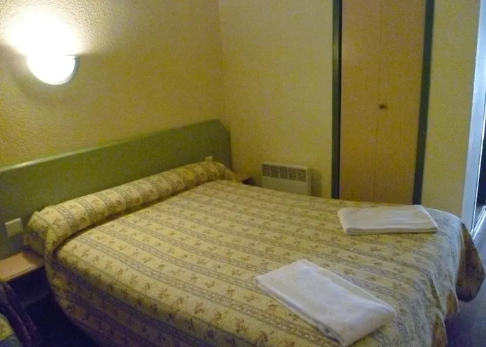 Saint Jean Baptiste Hotel 2*