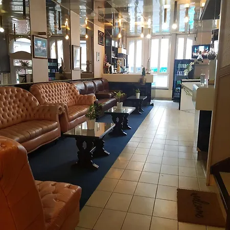 Hotel Saint Jean Baptiste Lourdes